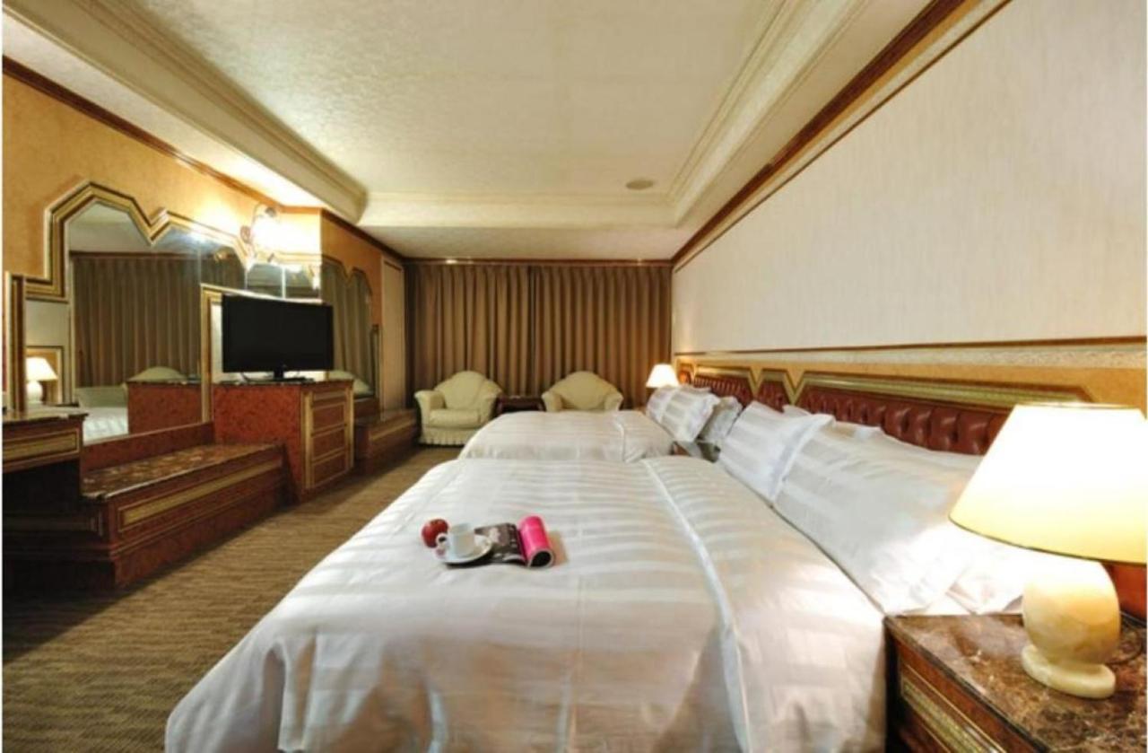 Baron'S Hot Spring Hotel Jiaoxi Exterior photo